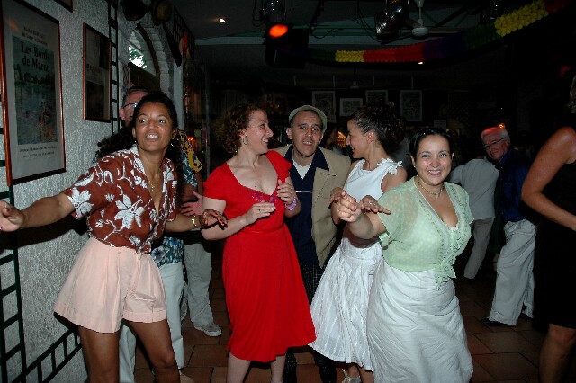min 2006 06 11 guinguette mp 324
